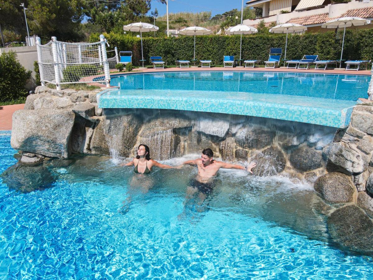 זמברונה Hotel Scoglio Del Leone מראה חיצוני תמונה