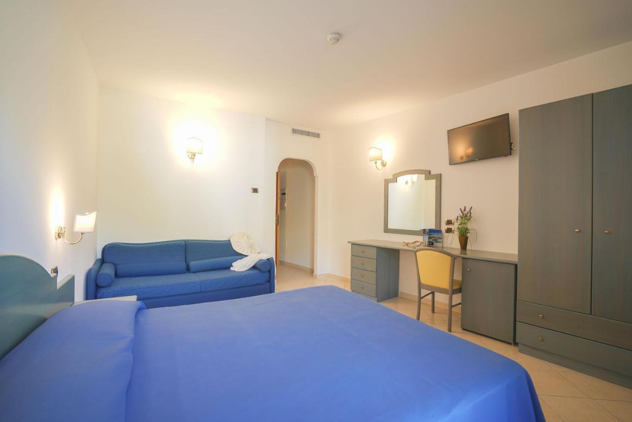 זמברונה Hotel Scoglio Del Leone מראה חיצוני תמונה