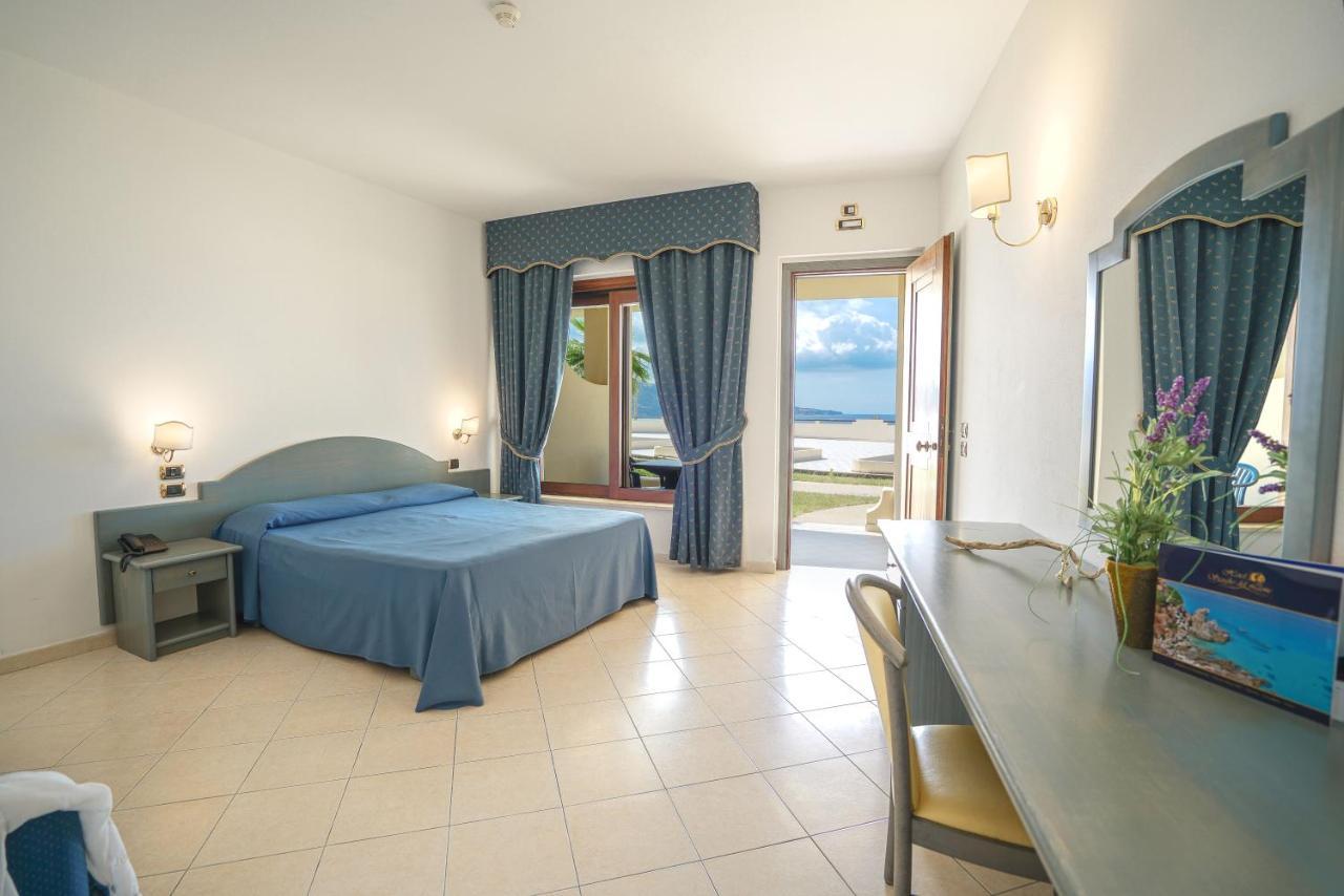 זמברונה Hotel Scoglio Del Leone מראה חיצוני תמונה