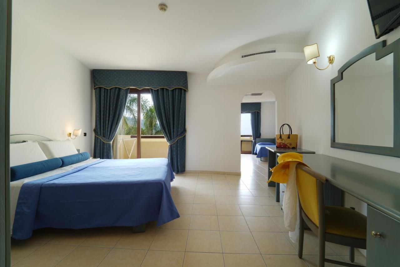 זמברונה Hotel Scoglio Del Leone מראה חיצוני תמונה