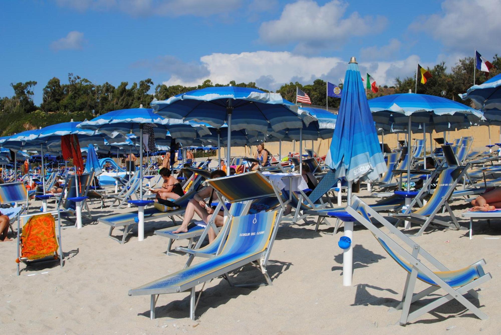 זמברונה Hotel Scoglio Del Leone מראה חיצוני תמונה