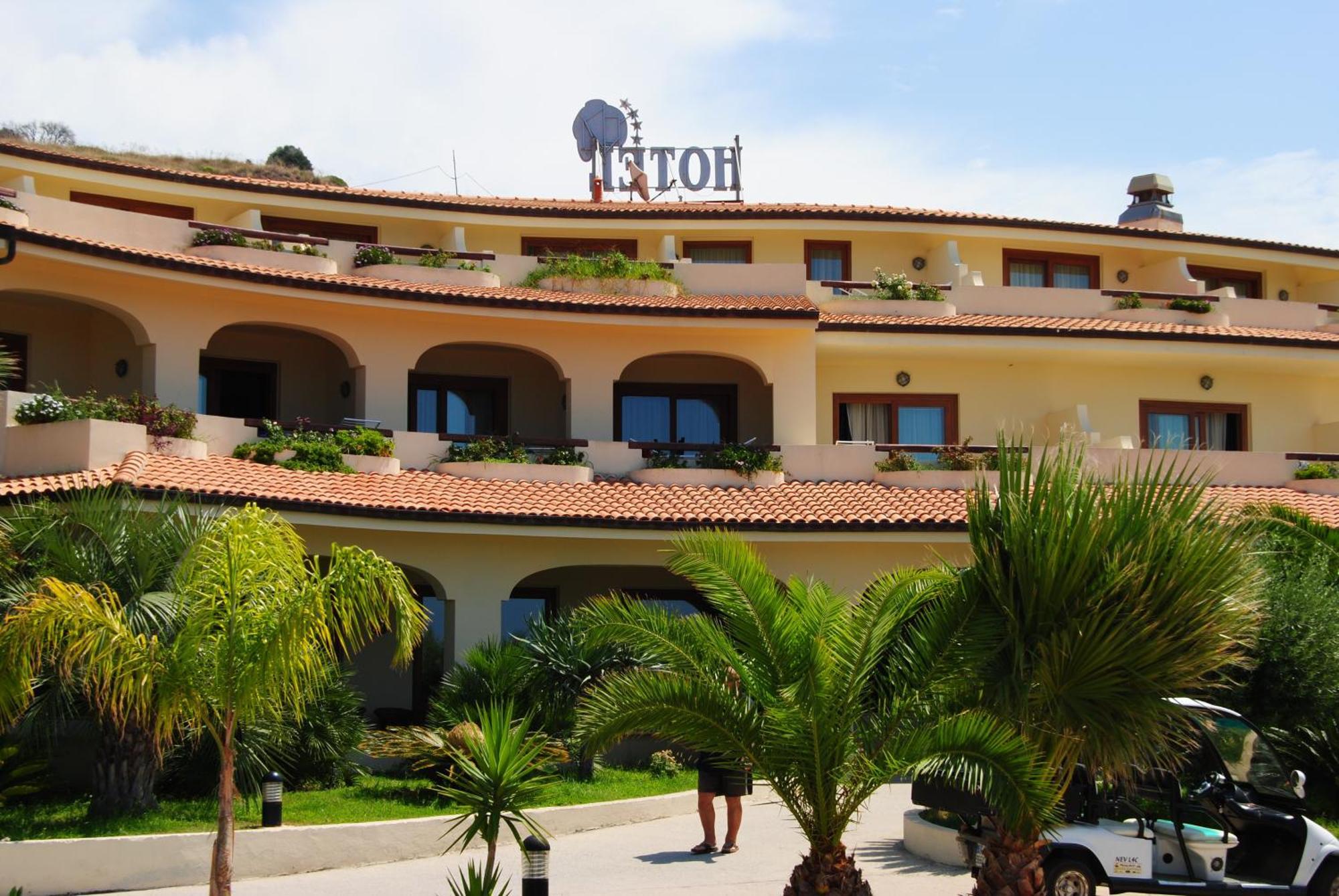 זמברונה Hotel Scoglio Del Leone מראה חיצוני תמונה