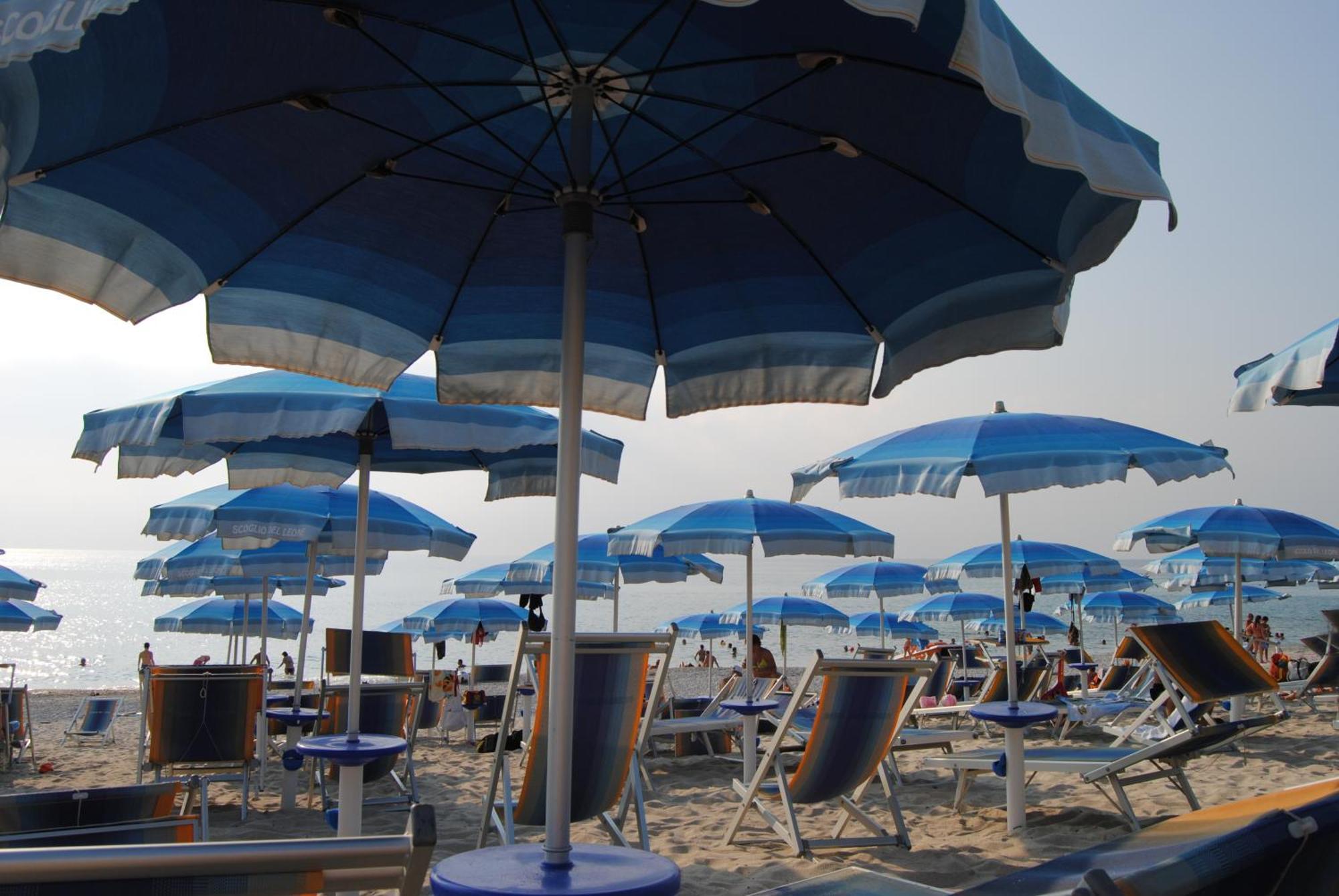 זמברונה Hotel Scoglio Del Leone מראה חיצוני תמונה