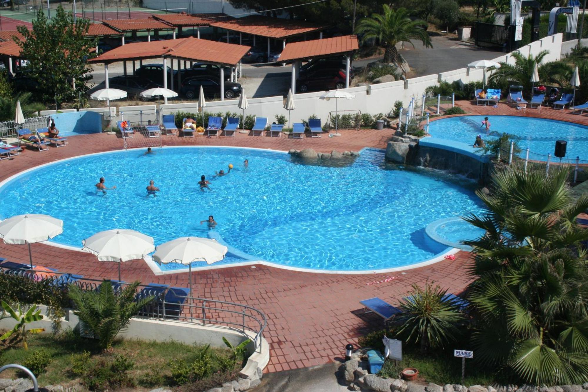 זמברונה Hotel Scoglio Del Leone מראה חיצוני תמונה