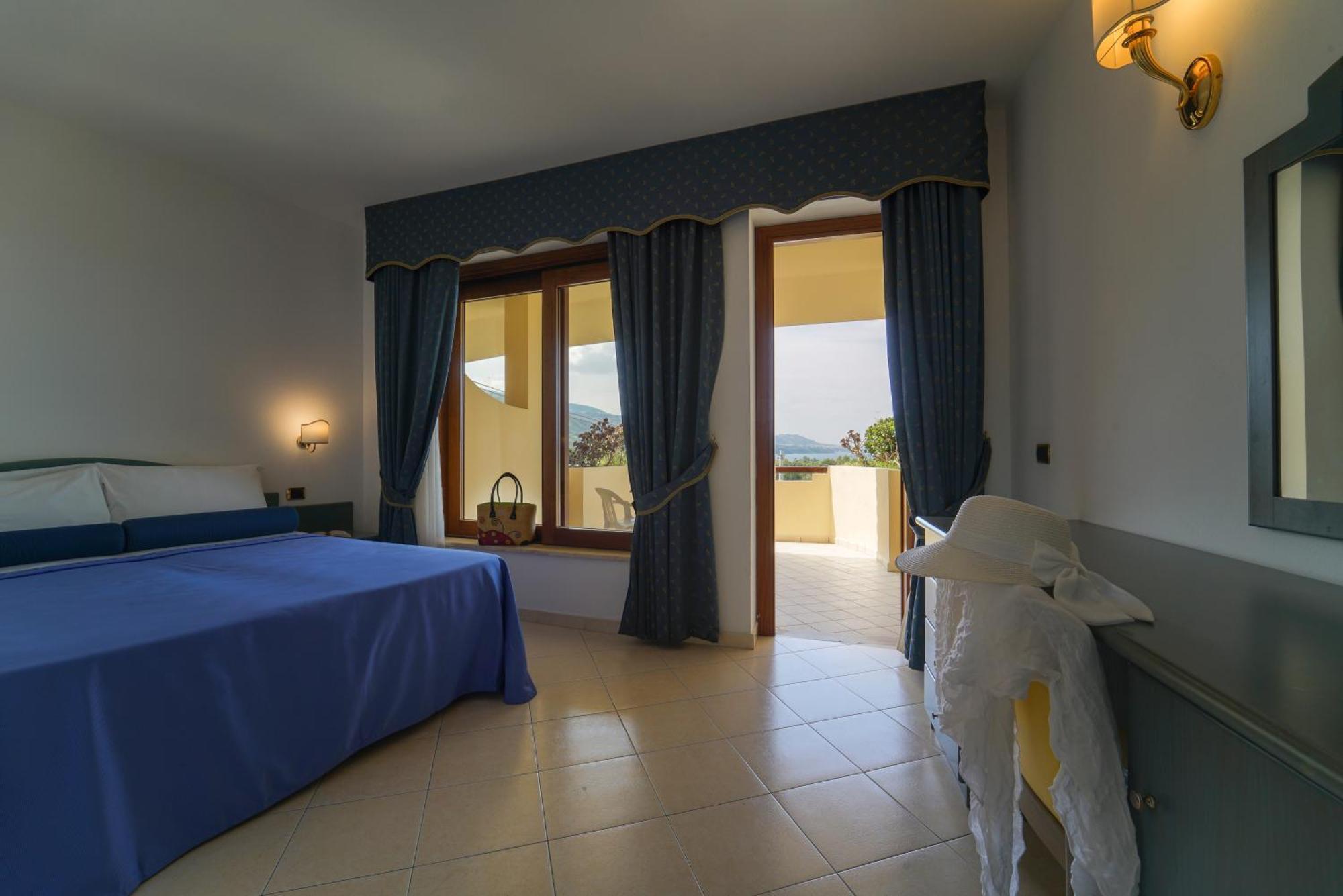 זמברונה Hotel Scoglio Del Leone מראה חיצוני תמונה