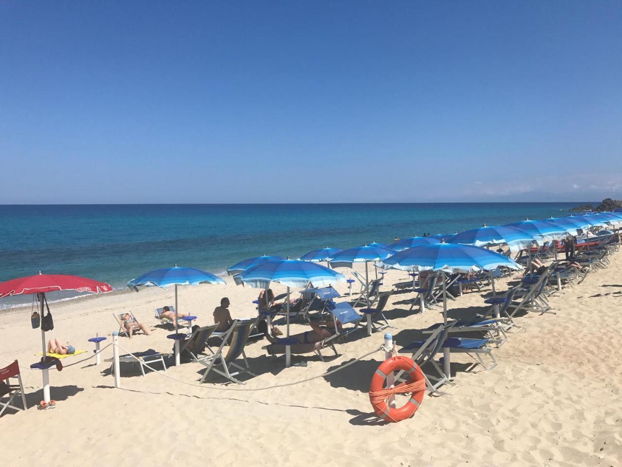זמברונה Hotel Scoglio Del Leone מראה חיצוני תמונה
