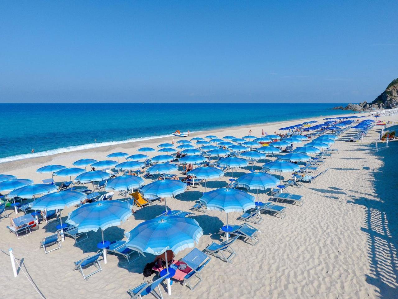 זמברונה Hotel Scoglio Del Leone מראה חיצוני תמונה